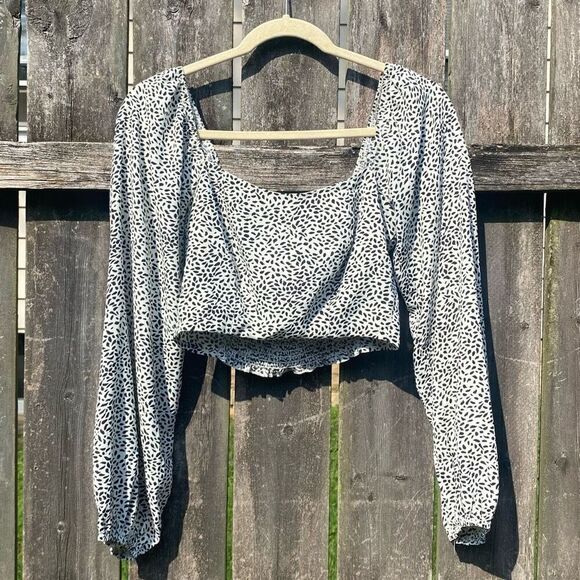 Altar’d State Printed Long Sleeve Crop Top | S - Picture 1 of 4